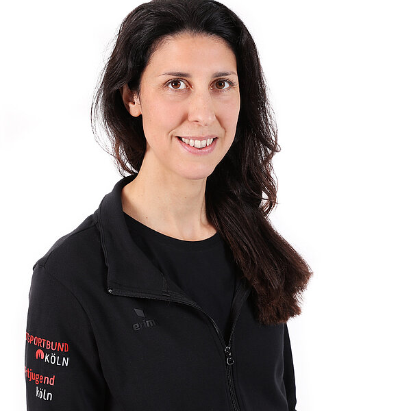  Dr. Esther Giesen (in Elternzeit)